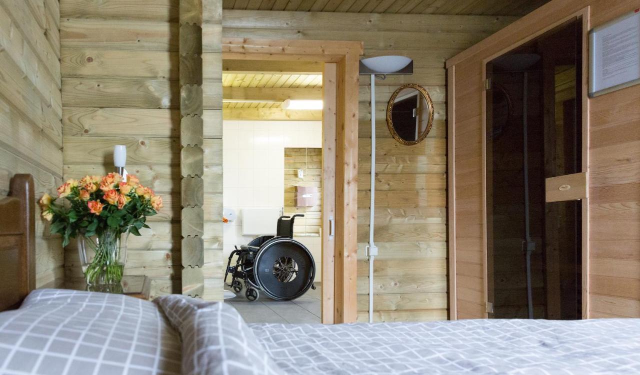 6 Persoons Vakantiehuis Met Sauna, Dichtbij Zee Sint Annaland Exterior foto